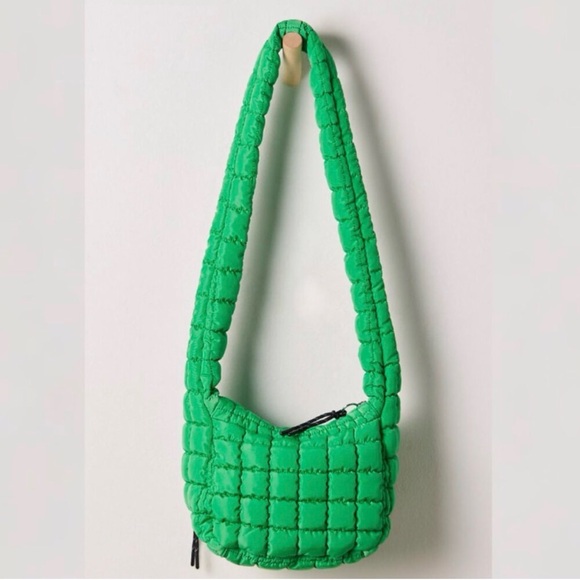 SOLD. DO NOT BUY. FP Movement Quilted Puffer Shoulder Bag Kelly Green - Picture 6 of 13